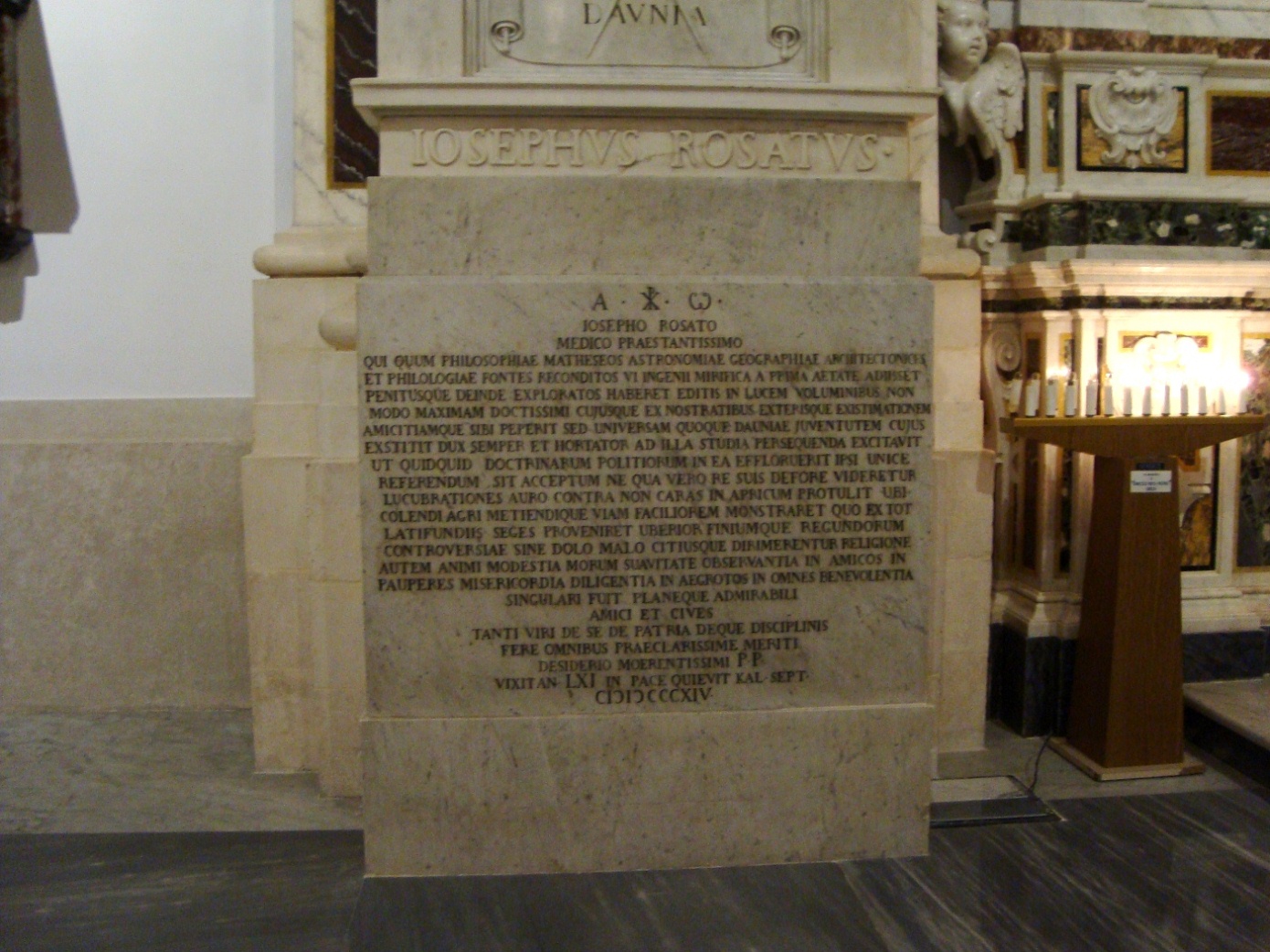 funeral monument in  the cathedral (7).JPG